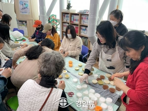 한국생활개선용인시연합회, 저소득 가정에 비누체험 봉사