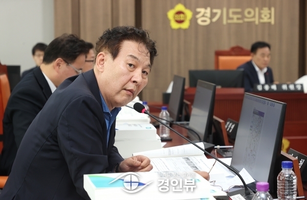 강웅철 의원, “화물차 밤샘주차 허용, 주민 안전 위협하는 반쪽짜리 정책”