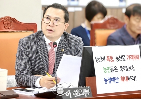 이오수 경기도의원, 악취 저감 및 전환기 소득 보전 사업 등 축산 예산 증액 요구