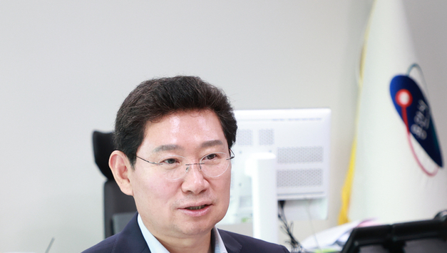 용인블루, “용인시장 업무추진비 2억 1천만원 과도하다” 주장