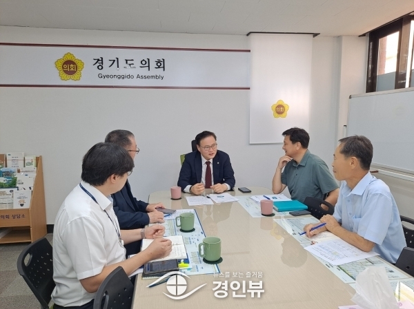 경기도의회 김정영 위원장, 道 도시철도 운임범위 조정 추진계획안 업무보고회 개최